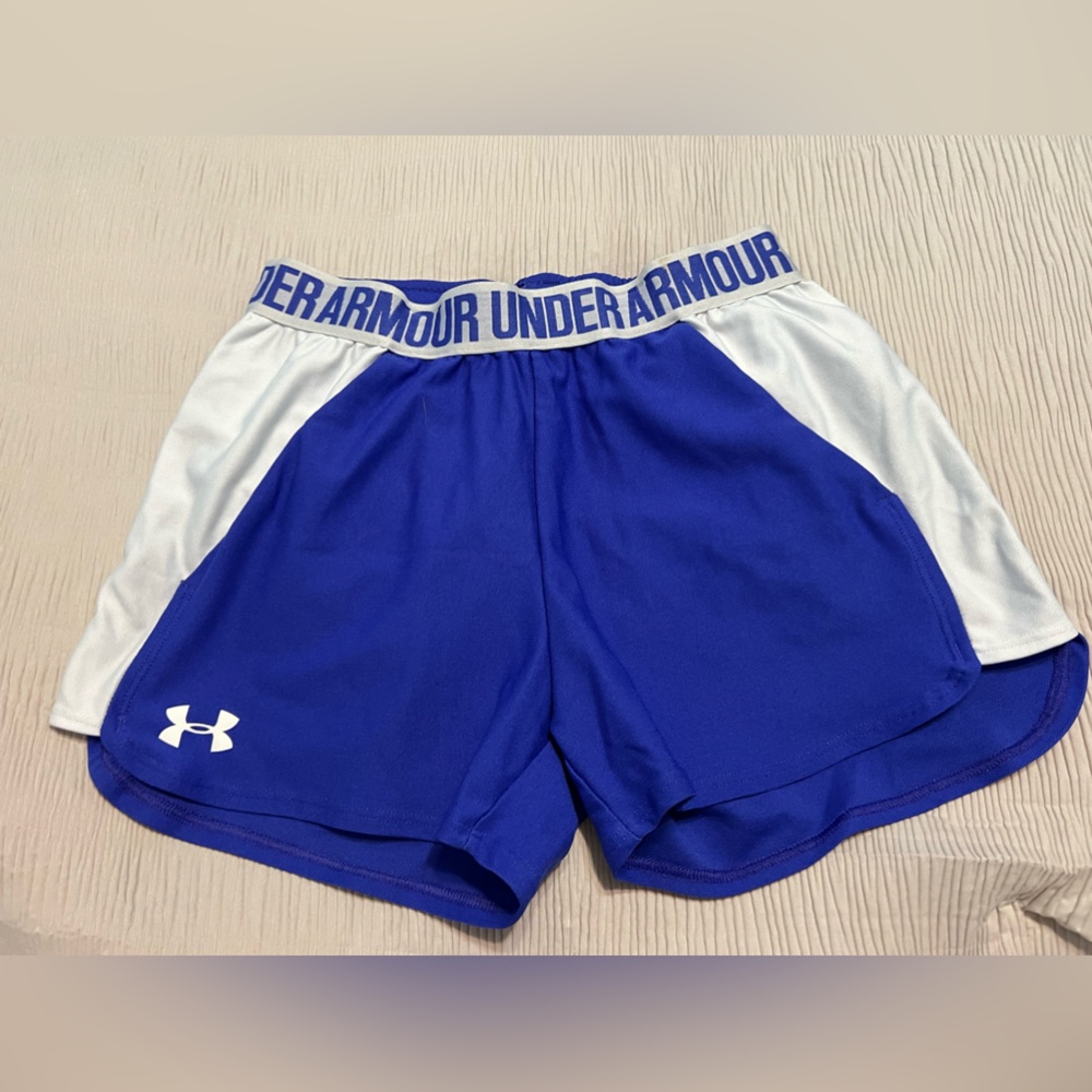 Women’s underarmour athletic shorts
